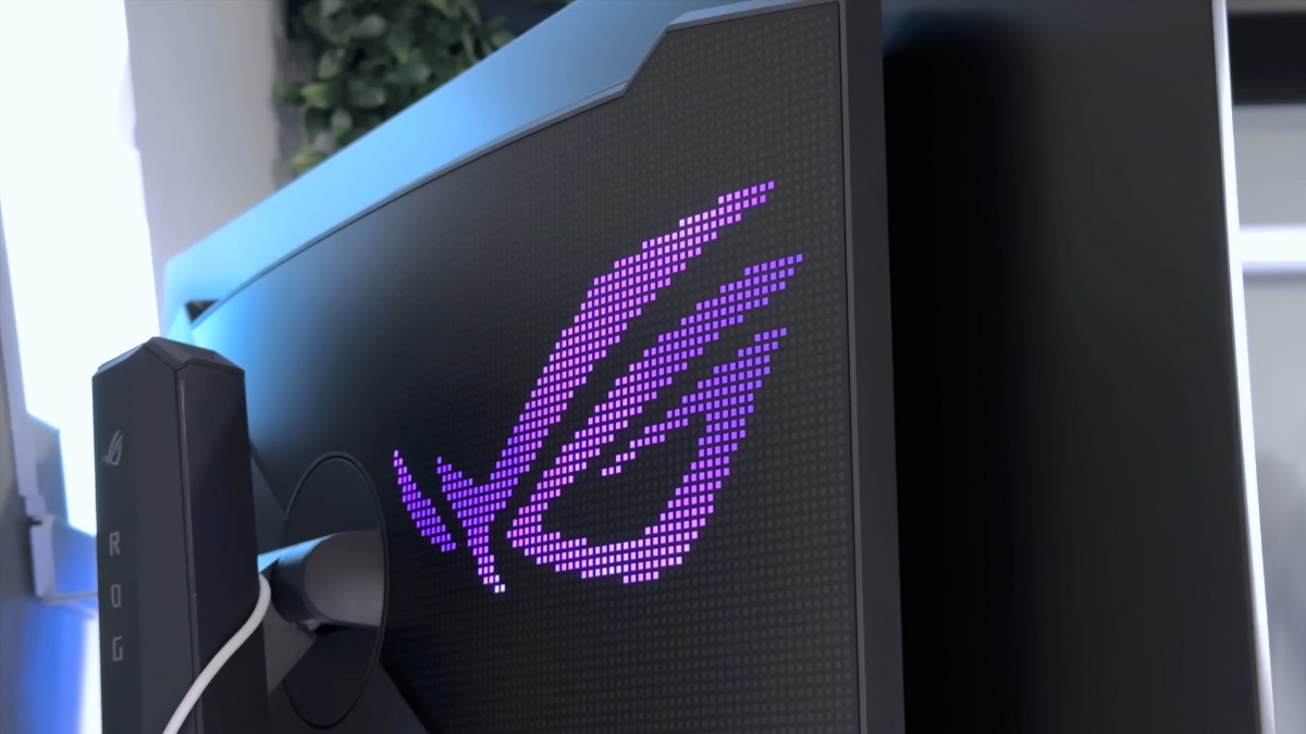 Đánh giá màn hình ASUS ROG Strix XG32UCWMG: 32 inch 4K WOLED, chiến game mượt ở 240Hz