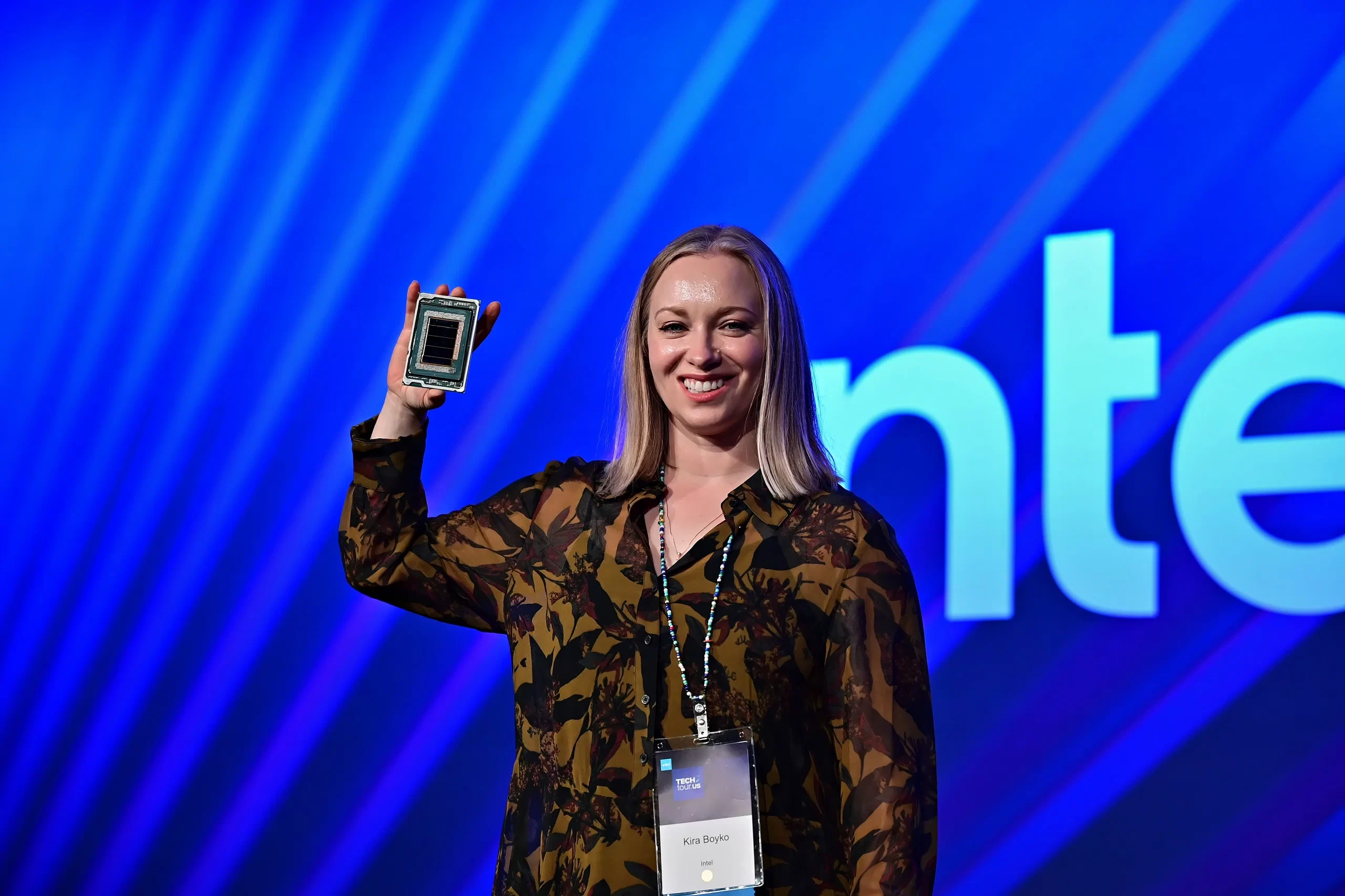 Intel hé lộ kiến trúc Panther Lake: Bước ngoặt mới cho kỷ nguyên AI PC