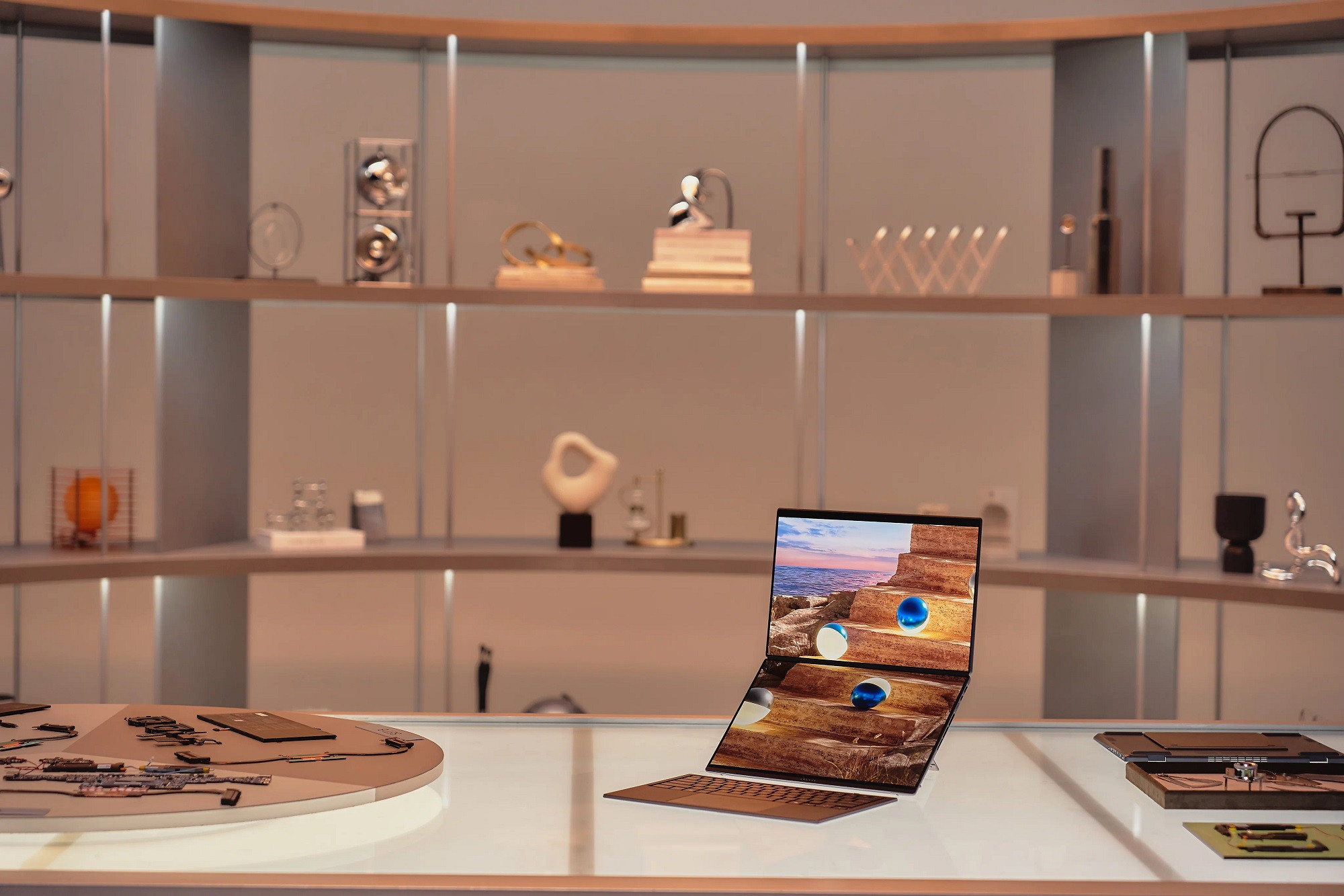ASUS Zenbook DUO (2026) mở đặt trước tại Việt Nam: Laptop hai màn hình đoạt iF Gold Design