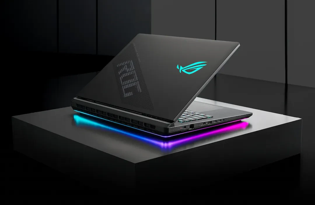 ROG Strix SCAR 18 2026 mở bán tại Việt Nam với RTX 5090, màn hình Mini-LED 4K 240Hz và giá 179,990,000 VND