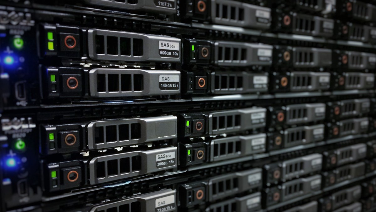 RAID là gì? Hãy cùng tìm hiểu về công nghệ giải pháp lưu trữ bảo vệ dữ liệu và tăng tốc ổ cứng này